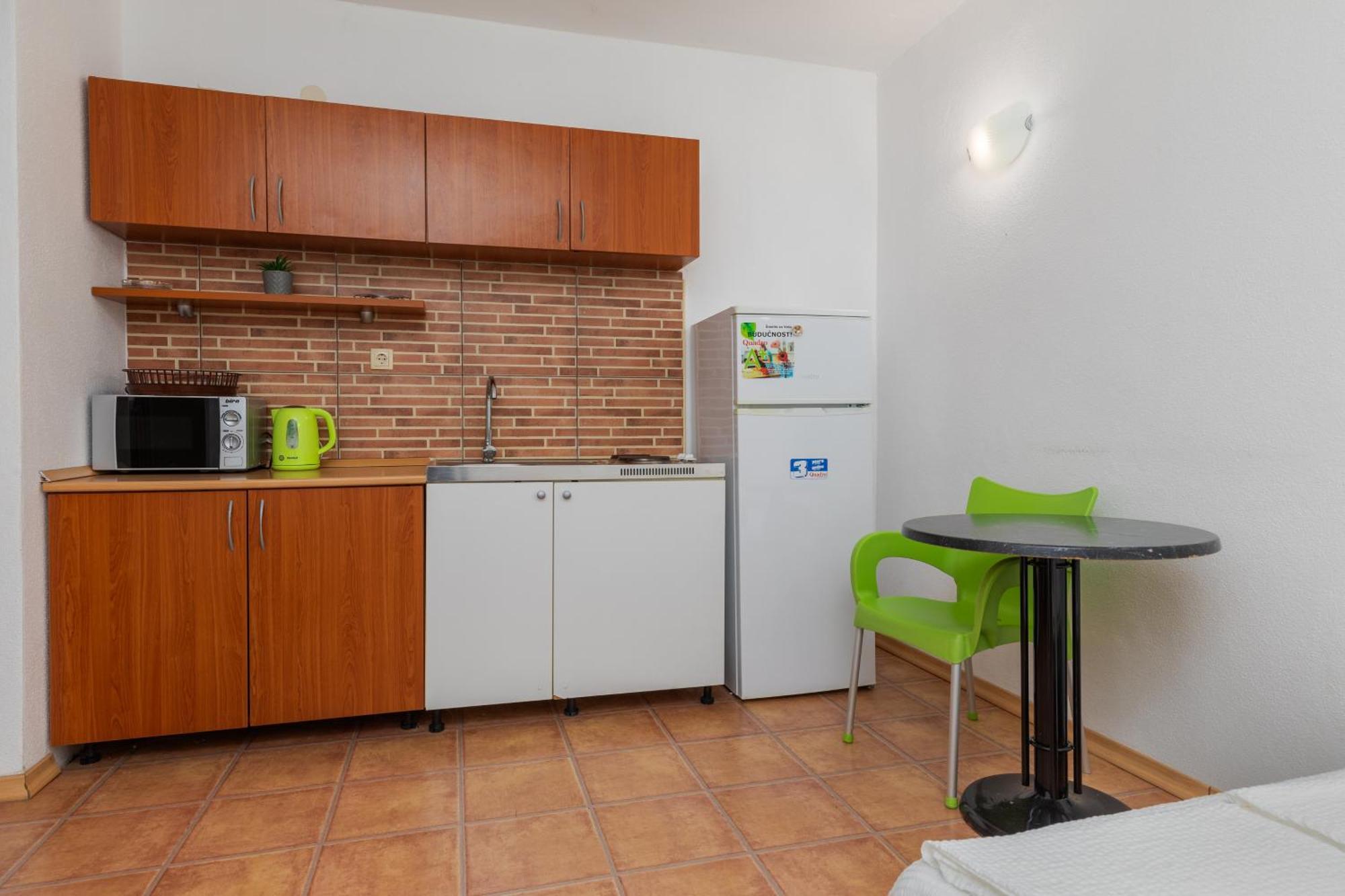 Apartments With A Parking Space Podaca, Makarska - 6050 Exterior photo